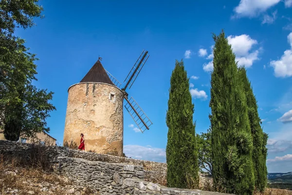 Saint Saturnin Les Apt Provence Fransa Daki Eski Yel Değirmeni — Stok fotoğraf