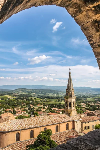 Veduta Della Chiesa Del Villaggio Saint Saturnin Les Apt Provenza — Foto Stock