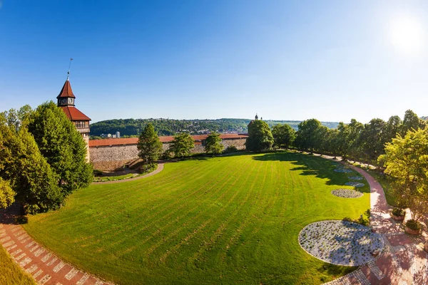 Malowniczy Widok Esslinger Burg Wieża Mur Twierdzy Średniowiecznej Części Miasta — Zdjęcie stockowe