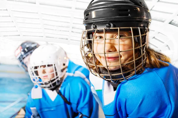 Retrato Cerca Chica Liga Junior Con Uniforme Hockey Sobre Hielo — Foto de Stock