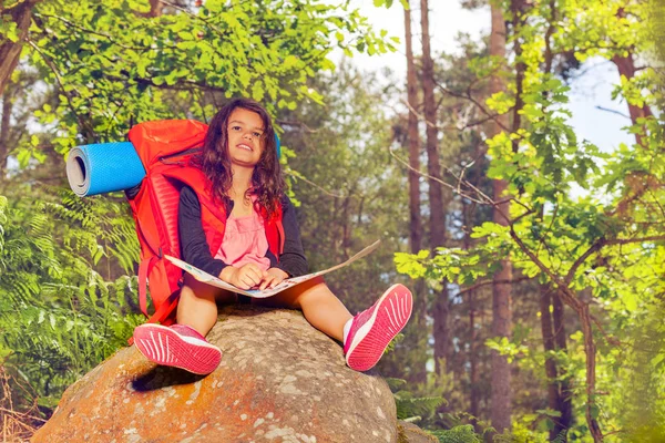 Portrait Beautiful Girl Sitting Rock Hiking Backpack Mate Checking Map — Stock Photo, Image