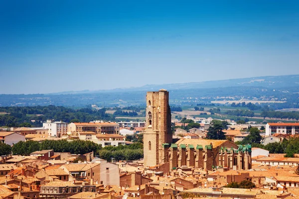 Paisaje Urbano Moderna Ciudad Carcasona Iglesia San Vicente Con Campanario — Foto de Stock