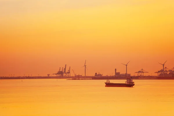 Port Bouc Petrochemical Platform Wind Turbines Portal Cranes Tanker Twilight — Stock Photo, Image