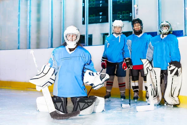 Portrait Teenage Girl Wearing Hockey Goalie Uniform Standing Butterfly Position — Stock Photo, Image