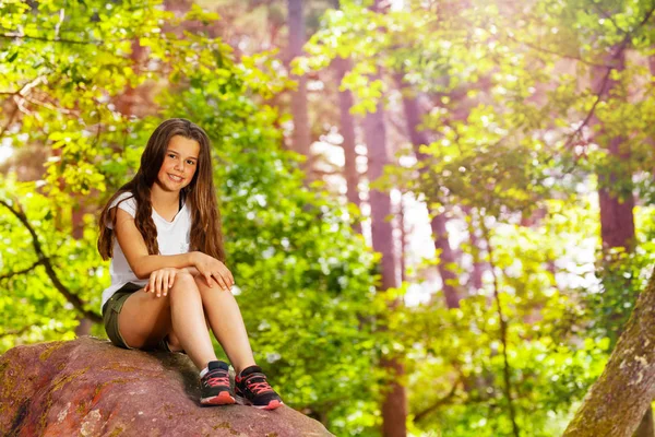 Little Girl Sit Stone Forest Casual Clothing Full Height Portrait — Stock Photo, Image
