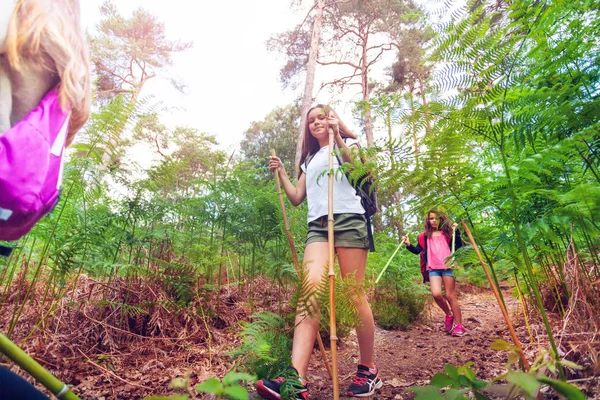 Portrait Girl Walking Group Hike Trail Summer Vacation Camping School — Stock Photo, Image