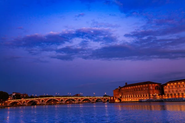 Bella Vista Notturna Dell Argine Del Fiume Garonne Tolosa Francia — Foto Stock