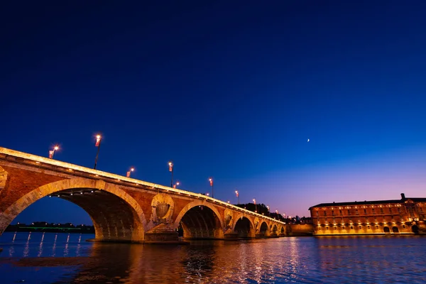 Bella Vista Del Pont Neuf Illuminato Attraverso Fiume Garonne Tolosa — Foto Stock