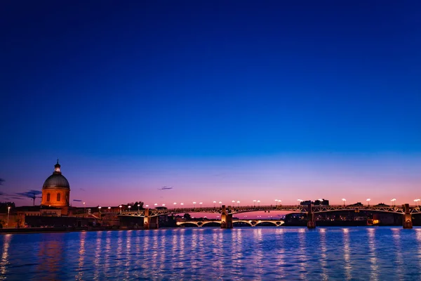 Bella Vista Notturna Sul Fiume Garonna Sul Ponte Saint Pierre — Foto Stock