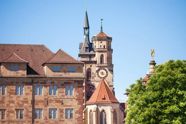 Schöne Aussicht Auf Stuttgart Mit Neuem Schloss Stiftskirche Und Quecksilberstatue — Stockfoto