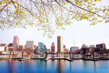 Inner Harbor ve Baltimore manzarası spring, Maryland, ABD