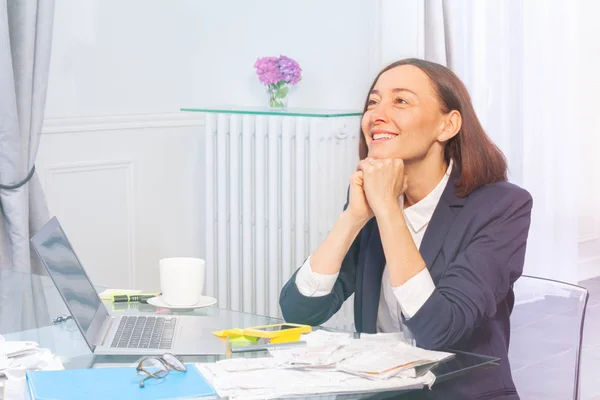 Portrait Middle Aged Woman Successful Businesswoman Daydreaming Sitting Desk Office — Stock Photo, Image