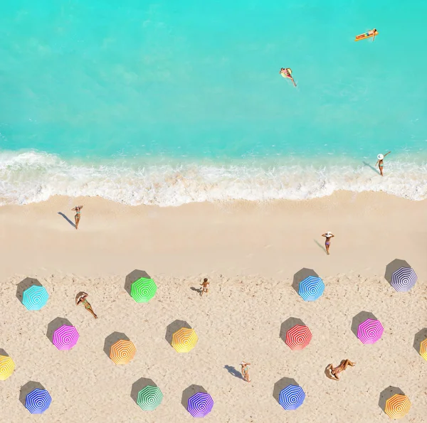 Sea Beach Resort Colorful Umbrellas Swimming Water Sunbathing People — Stock Photo, Image