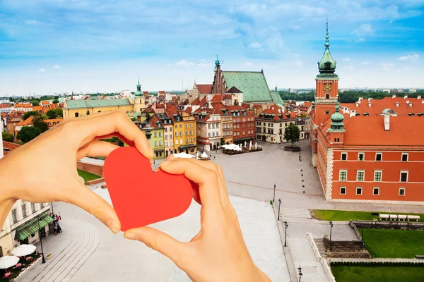 Röd Kärlek Hjärta Och Bakgrunden Slottstorget Sommaren Dag Morgon Polen — Stockfoto