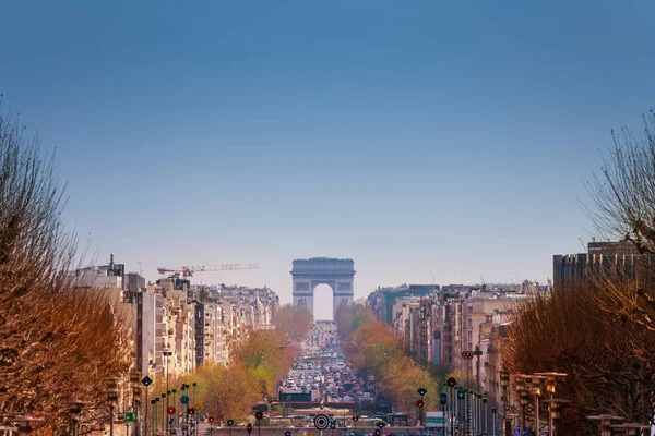 Schilderachtig Uitzicht Het Parijse Stadsbeeld Met Champs Elysees Triomfboog Tegen — Stockfoto