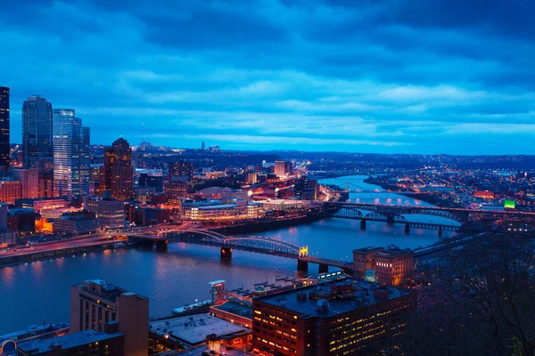 Nachtansicht Von Brücken Pittsburgh Über Den Fluss Monongahela Pennsylvania Usa — Stockfoto