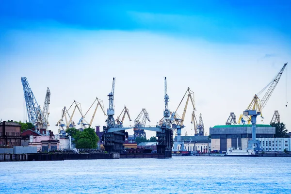 Panorama Admiralty Shipyard Admiralteyskiye Verfi Construction Cranes Deadweight Saint Petersburg — Stock Photo, Image