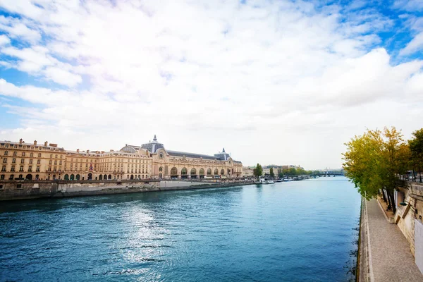 Seine River Paryżu Centrum Widok Nie Quai Anatole Francja Wejście — Zdjęcie stockowe