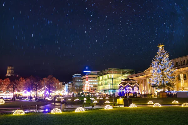 Stuttgart Schlossplatz Meydanı Noel Süslemeleri Yeni Yıl Ağacı Almanya — Stok fotoğraf