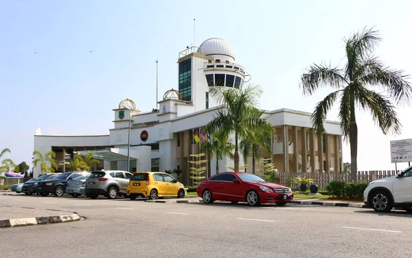 泰鲁克凯曼 内杰里森比兰 马来西亚 2018年7月28日 位于内杰里森比兰泰鲁克曼的天文观测塔群 — 图库照片