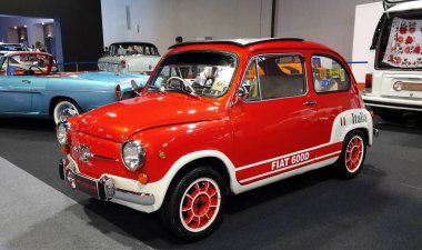 Kuala Lumpur, Malezya-Kasım 1,2018 Fiat 600d imal ve Fiat, Kuala Lumpur Uluslararası Otomobil Fuarı sırasında (Klims görüntülenen tarafından pazarlanan bir arka-motor, su soğutmalı şehir otomobili olduğunu.).