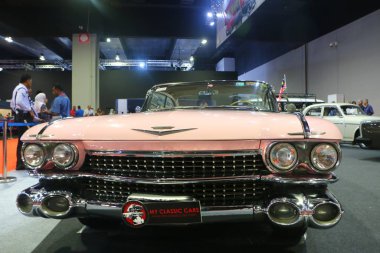 Kuala Lumpur, Malezya-Aralık 1, 2018: Cadillac De Ville 1959 klasik otomobil, 