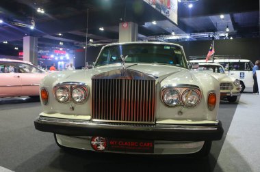 Kuala Lumpur, Malezya-Aralık 1, 2018: Rolls-Royce gölge II, Rolls-Royce 1980.The araba için 1965 üzerinden çeşitli şekillerde görüntülenen Klims 2018 yılında Kuala Lumpur adlı İngiliz otomobil üreticisi tarafından üretildi.