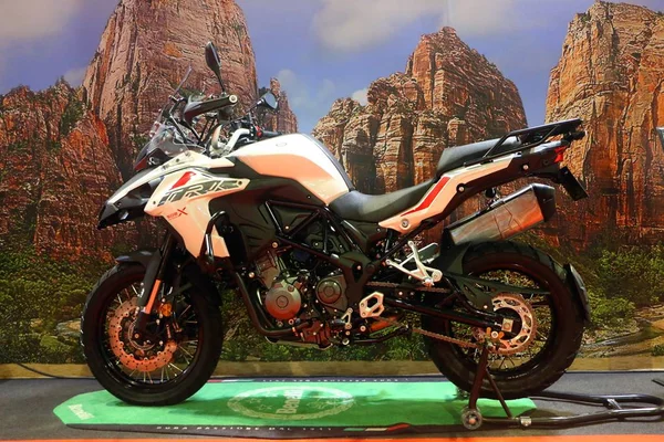Kuala Lumpur Malásia Novembro 2018 Motocicleta Benelli Trk 502X Exibida — Fotografia de Stock