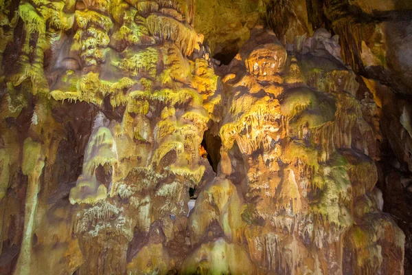 Estima Que Cueva Tiene Millones Años Símbolo Cueva Una Estalagmita —  Fotos de Stock