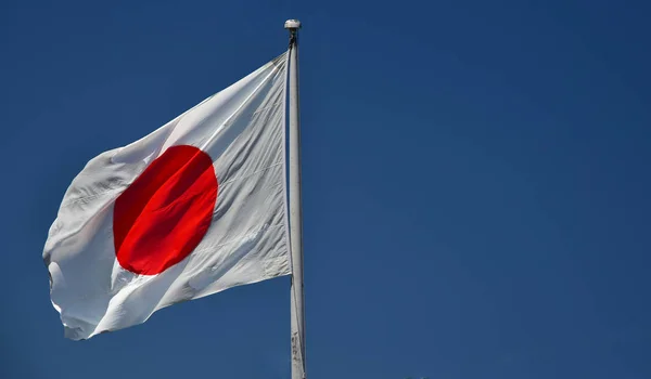 Scenery of the Japanese national flag and blue sky of the day when it was fine