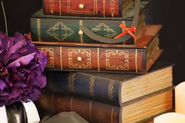 Eski kitap hangi hangi masaya bırak Kazıklı yapıldı.