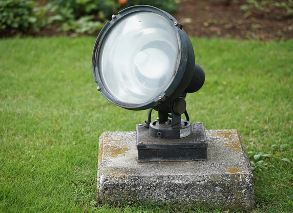 Lights for outdoor garden lighting