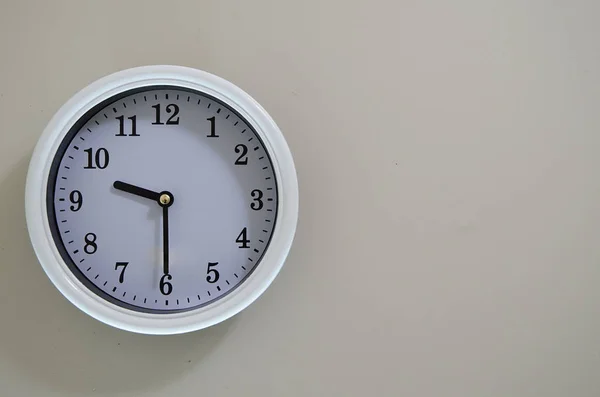 Hora Relógio Parede Quarto — Fotografia de Stock