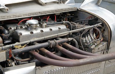 Klasik arabanın motoru.                               