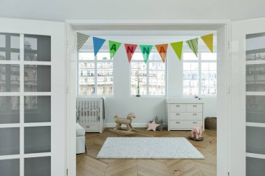 adı anna ile dekore edilmiş bayrakları ile modern kreş