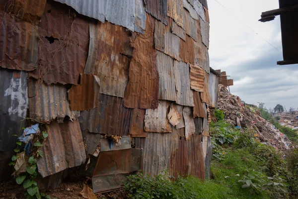 アフリカ ナイロビ市最大のスラム ロイヤリティフリーのストック画像