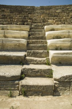 Salamis antik kenti antik amfitiyatro, güneşli gün ve mavi gökyüzü, Mağusa, Nothern Kıbrıs