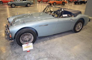 Gümüş 1967 Austin Healey 3000 Mark III, Miami Beach,Florida.Photo Kongre Merkezi'nde 2018 Auto Show'da sergilenen üzerinde 13 Ekim 2018 çekildi.