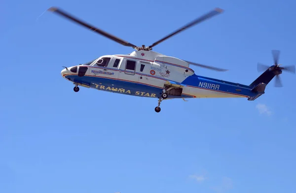 Miami Beach Florida Monroe County Florida Medivac Helicopter Preparing Land — Stock Photo, Image