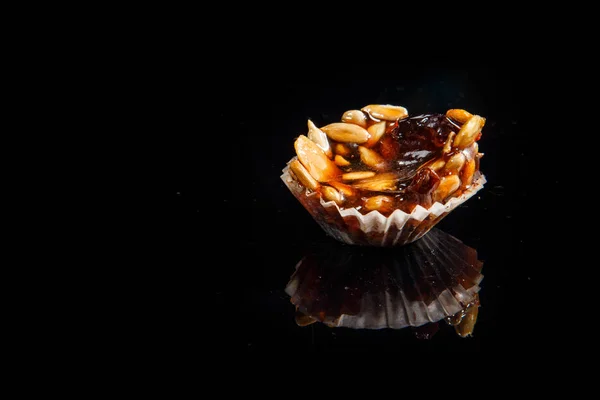 Gesunde Nützliche Handgemachte Bonbons Mit Karamellisierten Sonnenblumen Und Kürbiskernen Auf — Stockfoto
