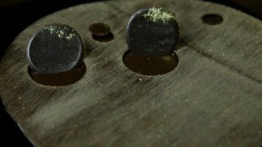 yuvarlak modern kahve kek üzerine aşağı closeup panorama