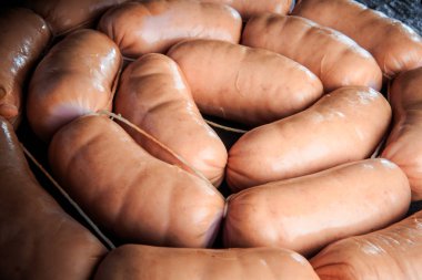 ham kısa kalın sosis büyük daire makro görünümü