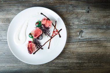 enfes lezzetli restoran tatlıüst görünümü