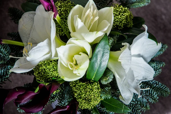 Vue Dessus Gros Plan Sur Élégant Bouquet Cadeau Composé Lys — Photo