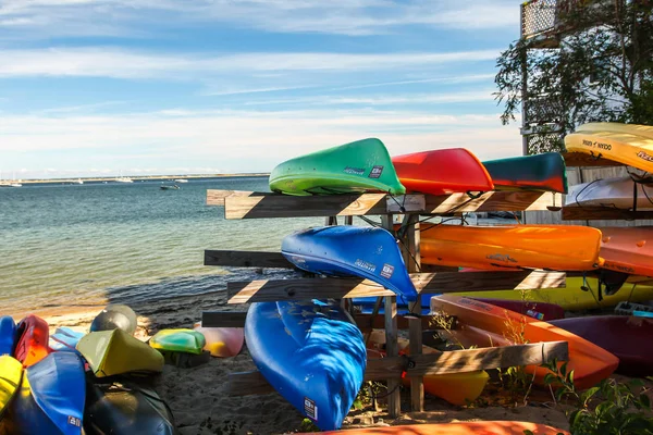 Provincetown Massachusetts Septiembre 2014 Kayaks Mar Con Vista Mar Cielo — Foto de Stock