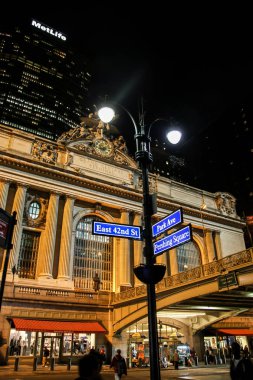 New York, Ny - 05 Kasım 2014: Grand central terminali New York'ta akşam ışıklar ile.
