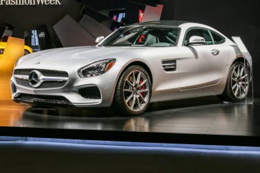 Bir yeni 2016 Mercedes-Amg Gt S