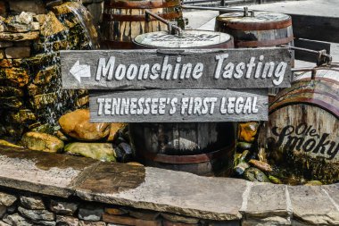 OLE Smoky Moonshine tatma işareti yakın çekim 