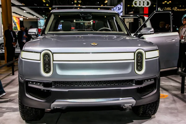 Rivian R1t Kamyonet