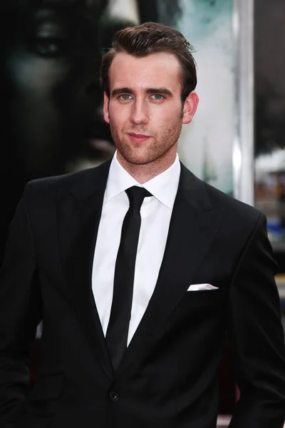 NEW YORK, NY - 11 Temmuz 2011: İngiliz aktör Matthew Lewis 11 Temmuz 2011 'de New York' taki Avery Fisher Hall, Lincoln Center 'da' Harry Potter and The Deathly Hallows: Part 2 'galasına katıldı..